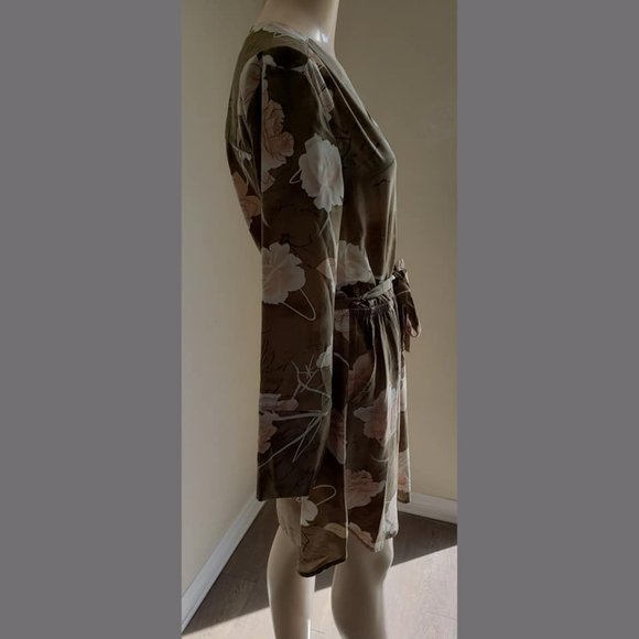 NWT Dex Dress - Picture 5 of 8